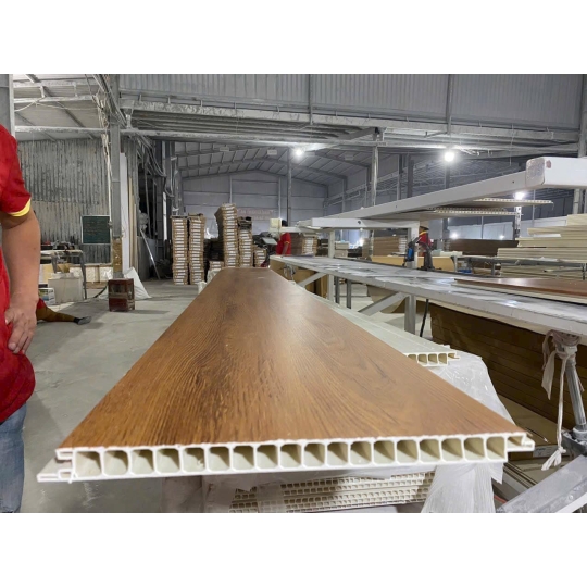 SÀN NHỰA PVC CHỊU LỰC