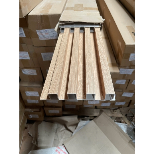 LAM SÓNG NHỰA TRANG TRÍ